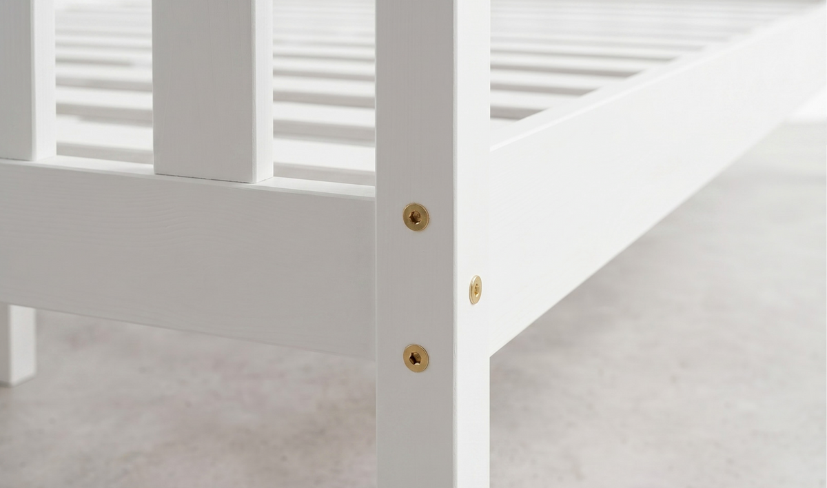 Letto Matrimoniale ALION 160x200 cm in Legno di Pino Massiccio – Bianco